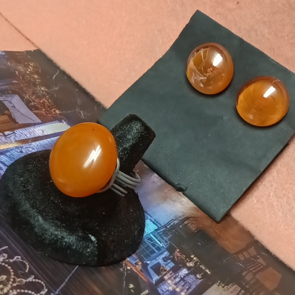 Jewelry - Picture 4 of 4